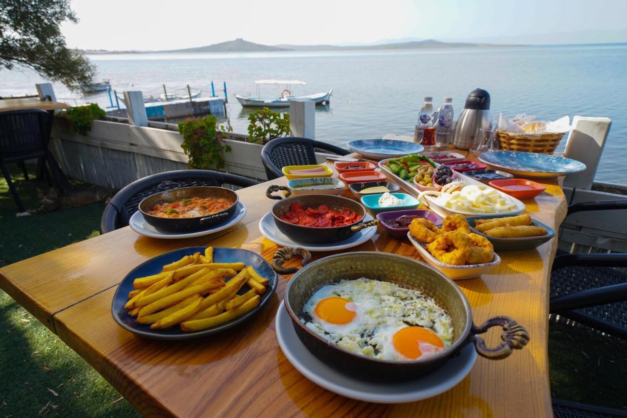 Qcunda Otel Ayvalı Eksteriør bilde